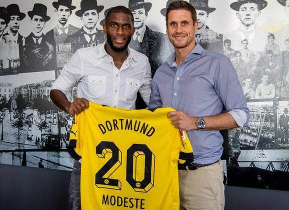 1660032243617008096.jpg 1c84-b02f2c48eec5cf045715611f76c7dbbf.jpg